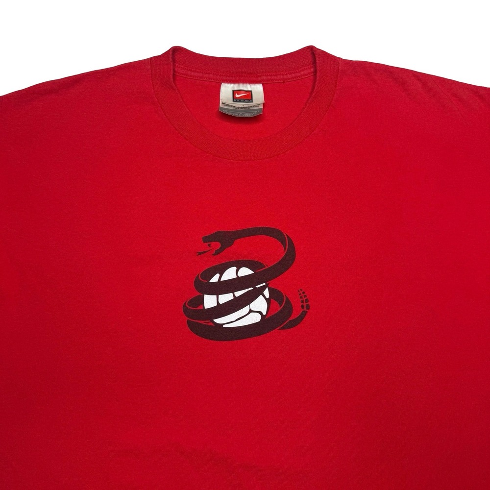 Vintage Y2K Nike Team USA Soccer Snake Graphic T-Shirt Red Mens Silver Tag LARGE